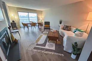 1321 Crown Dr, Alameda, CA 94501 - Photo 9