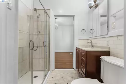 3246 Mlk Jr. Way, Oakland, CA 94609 - Photo 21