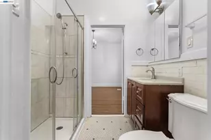 3246 Mlk Jr Way, Oakland, CA 94609 - Photo 21