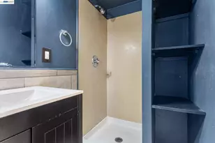 3246 Mlk Jr Way, Oakland, CA 94609 - Photo 39