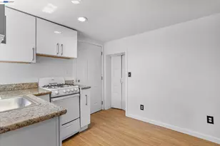 3246 Mlk Jr Way, Oakland, CA 94609 - Photo 35