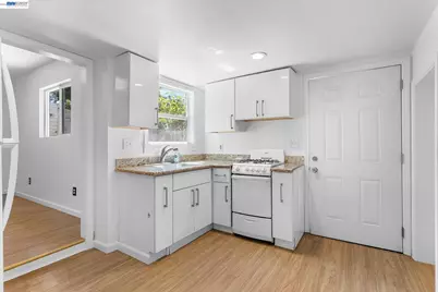 3246 Mlk Jr. Way, Oakland, CA 94609 - Photo 31