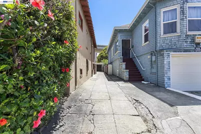 3246 Mlk Jr. Way, Oakland, CA 94609 - Photo 5