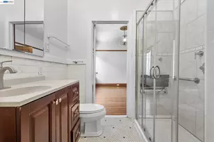 3246 Mlk Jr Way, Oakland, CA 94609 - Photo 23