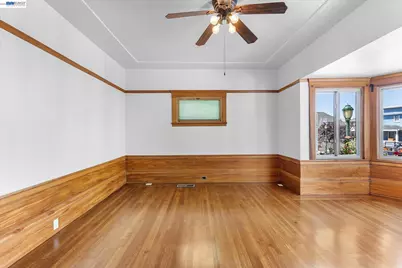 3246 Mlk Jr. Way, Oakland, CA 94609 - Photo 3