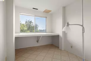7279 Snake Rd, Oakland, CA 94611 - Photo 25