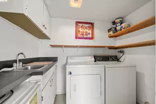 7279 Snake Rd, Oakland, CA 94611 - Photo 23