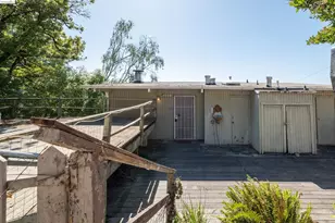 7279 Snake Rd, Oakland, CA 94611 - Photo 37