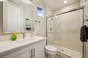 16 Sea Star Ct, Richmond, CA 94801 - Photo 25