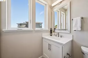 16 Sea Star Ct, Richmond, CA 94801 - Photo 27