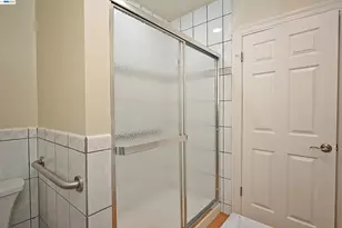 2732 Garden St, Oakland, CA 94601 - Photo 21