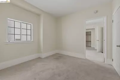340 Foothill Blvd, Oakland, CA 94606 - Photo 13