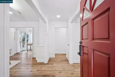 996 Hawthorne Dr, Lafayette, CA 94549 - Photo 3