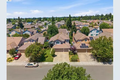 2627 Tejon St, Lodi, CA 95242 - Photo 3