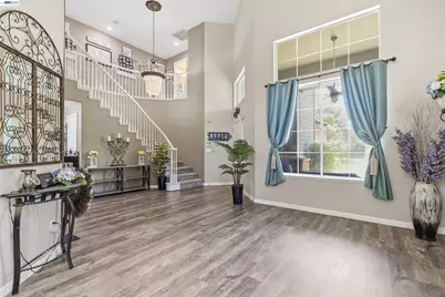 2627 Tejon St, Lodi, CA 95242 - Photo 9