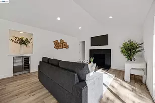 1170 Mardon Ct, Concord, CA 94521 - Photo 19