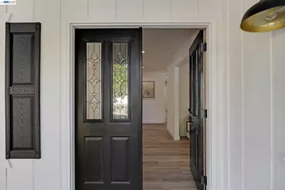 1170 Mardon Ct, Concord, CA 94521 - Photo 9