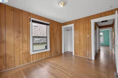 1227 33rd St, Oakland, CA 94610 - Photo 45