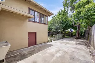 1227 33rd St, Oakland, CA 94610 - Photo 59