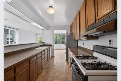 1227 33rd St, Oakland, CA 94610 - Photo 31