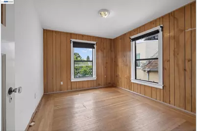 1227 33rd St, Oakland, CA 94610 - Photo 43