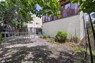1227 33rd St, Oakland, CA 94610 - Photo 71