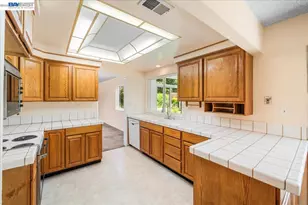 5451 Delia Way, Livermore, CA 94550 - Photo 13