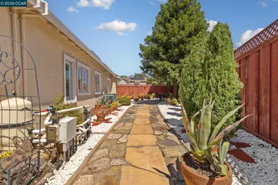 1301 Amberdale Ct, Antioch, CA 94531 - Photo 27