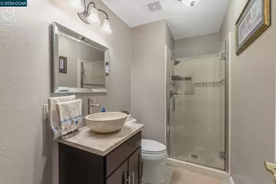 1301 Amberdale Ct, Antioch, CA 94531 - Photo 39