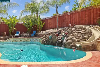 1301 Amberdale Ct, Antioch, CA 94531 - Photo 19