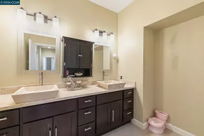 1301 Amberdale Ct, Antioch, CA 94531 - Photo 51