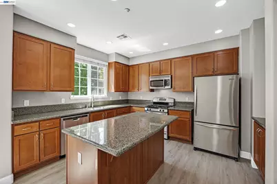 259 Birch Creek Dr, Pleasanton, CA 94566 - Photo 7