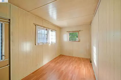 18 Galloway Dr, Concord, CA 94520 - Photo 15