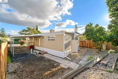 18 Galloway Dr, Concord, CA 94520 - Photo 25