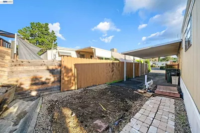 18 Galloway Dr, Concord, CA 94520 - Photo 23