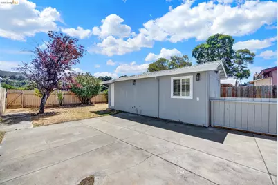 6900 Halliday Ave, Oakland, CA 94605 - Photo 27