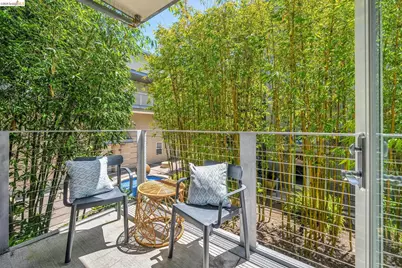 3090 Glascock Street #216, Oakland, CA 94601 - Photo 3