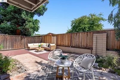 108 Summerwood Pl, Concord, CA 94518 - Photo 37