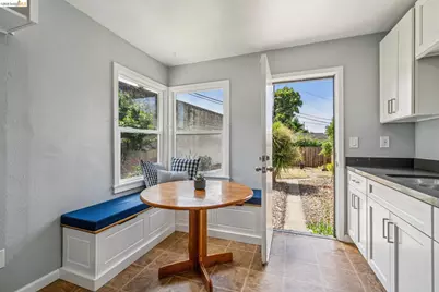 18 Bissell Ave #204, Richmond, CA 94801 - Photo 11