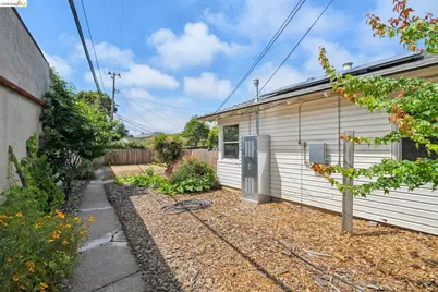 18 Bissell Ave #204, Richmond, CA 94801 - Photo 25