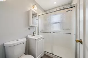 18 Bissell Ave, Richmond, CA 94801 - Photo 13