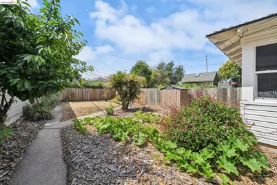 18 Bissell Ave #204, Richmond, CA 94801 - Photo 19