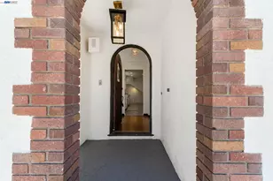 5869 Picardy Dr, Oakland, CA 94605 - Photo 7