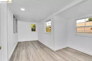 325 2nd St, Rio Vista, CA 94571 - Photo 17