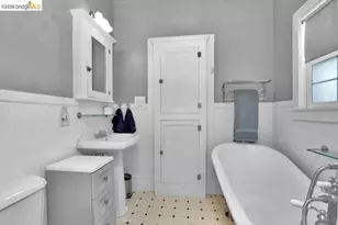 325 2nd St, Rio Vista, CA 94571 - Photo 13