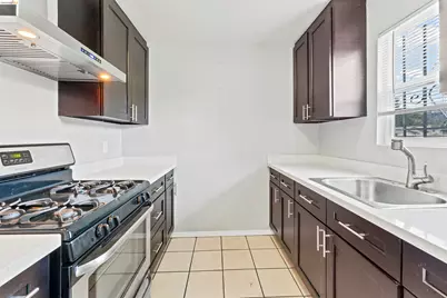 2256 83rd Ave, Oakland, CA 94605 - Photo 5