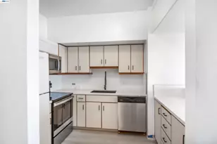 6363 Christie Ave, Emeryville, CA 94608 - Photo 7