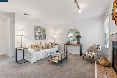 405 Centre Court, Alameda, CA 94502 - Photo 9