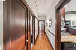 2953 Hillegass Ave, Berkeley, CA 94705 - Photo 71