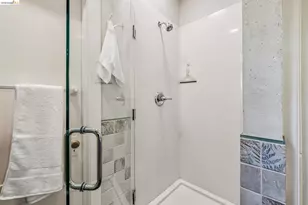 2953 Hillegass Ave, Berkeley, CA 94705 - Photo 43